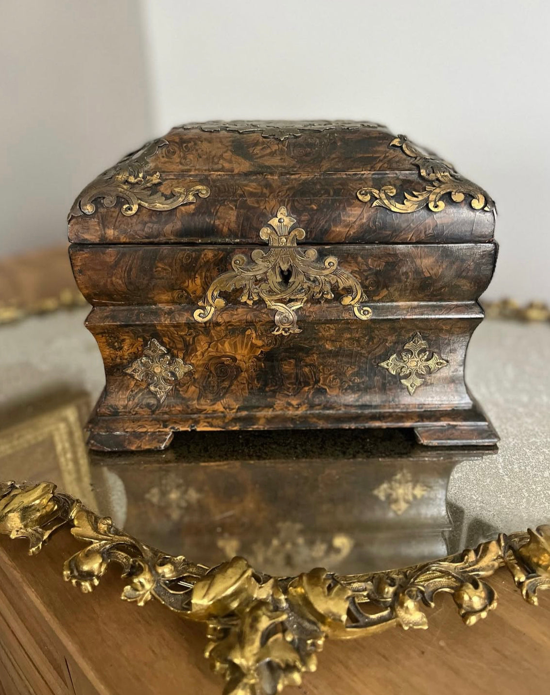 Antique 19th Century Wood Faux Painted Tortoise Shell Tea Caddy with brass accents. No Key. Some wear consistent with age