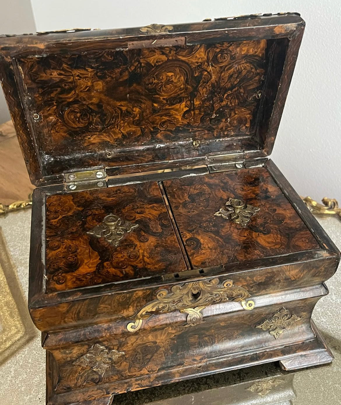 Antique 19th Century Wood Faux Painted Tortoise Shell Tea Caddy with brass accents. No Key. Some wear consistent with age