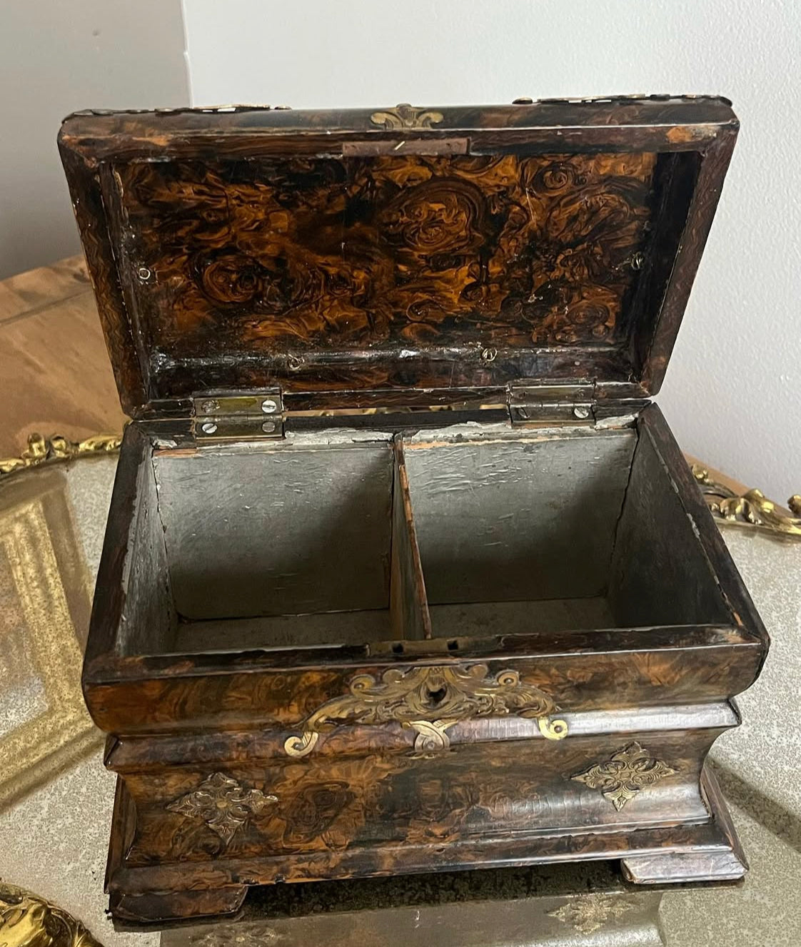 Antique 19th Century Wood Faux Painted Tortoise Shell Tea Caddy with brass accents. No Key. Some wear consistent with age